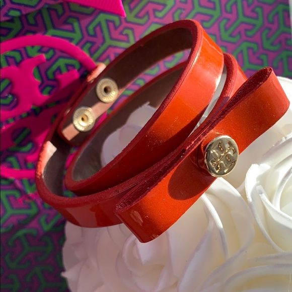 ❤️❤️❤️ Tory Burch dark orange wrap leather bracelet - Picture 1 of 5